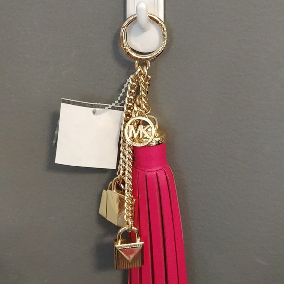 NWT Micheal Kors XL Bag Charm Leather Tassel - Picture 2 of 8